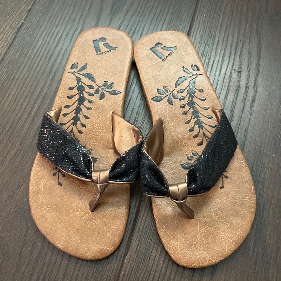 Report sandals - Picture 1 of 2